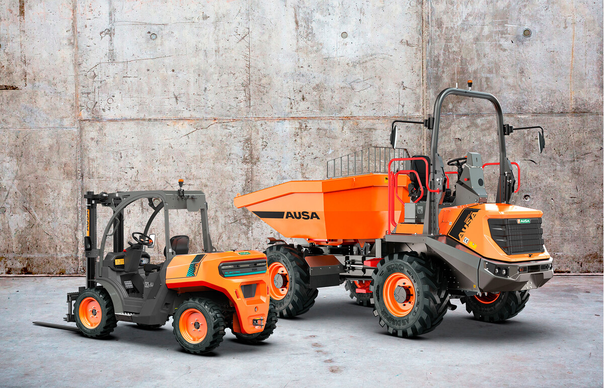AUSA presenta la carretilla todoterreno eléctrica y un nuevo dumper reversible