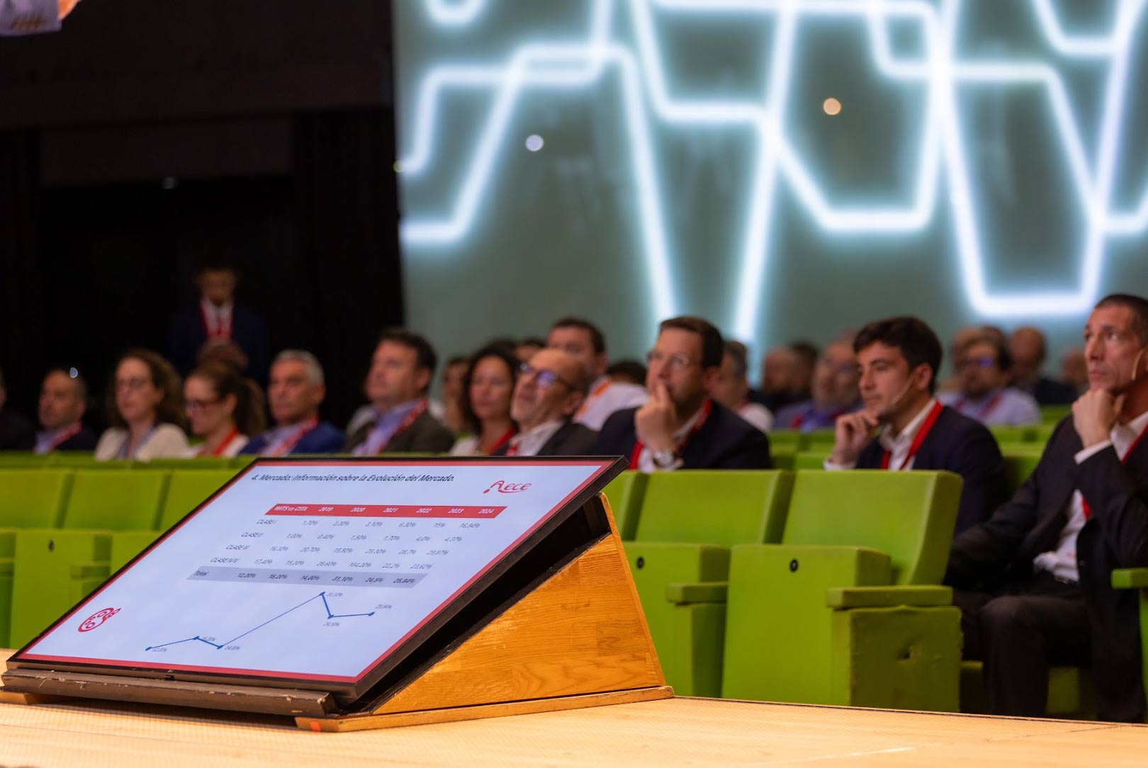 AECE celebra con éxito su V Convención anual en Bilbao.